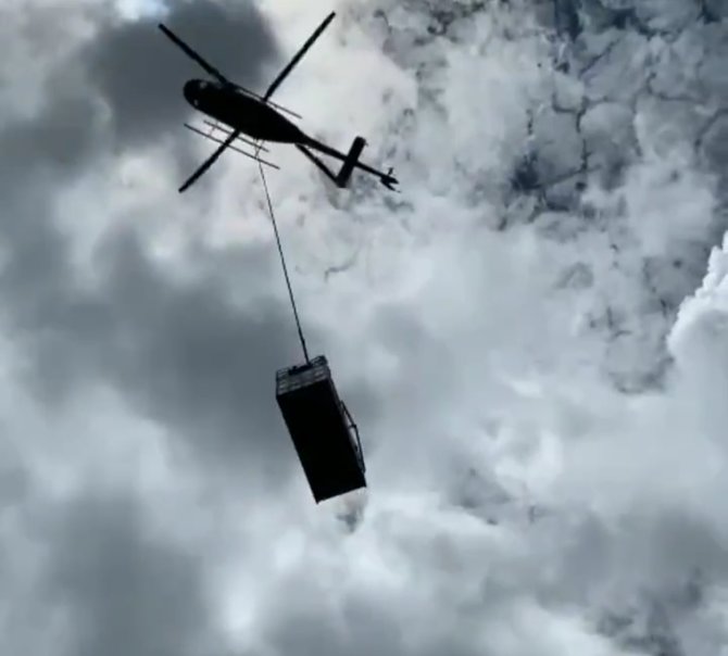 pakai helikopter potret pelepasliaran harimau sumatra 039suro039 di taman gunung leuser