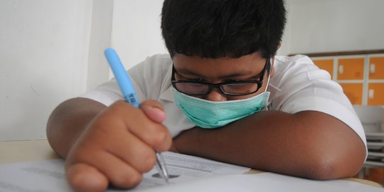 Ridwan Kamil Sebut Sekolah Tatap Muka di Jabar Menunggu Vaksinasi Guru Rampung
