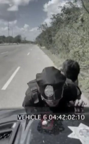 penjahat ini panen pujian mau ditangkap malah selamatkan polisi yang hampir tewas