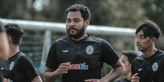 Tekad Kuat Fandry Imbiri Menurunkan Bobot Jelang Tampil Bersama PSS di Piala Menpora