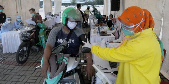 Jokowi Harap Daerah Lain Tiru Model Vaksinasi Drive Thru di Kota Bogor