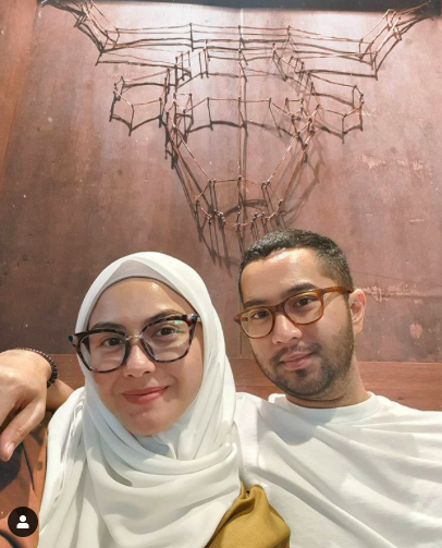 jarang tersorot intip momen kebersamaan revalina s temat dan suami