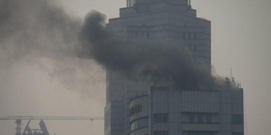 Gedung Graha Mustika Ratu Terbakar