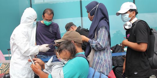 Waspada Mutasi Virus Corona, Pemerintah Batasi WNA Masuk Indonesia