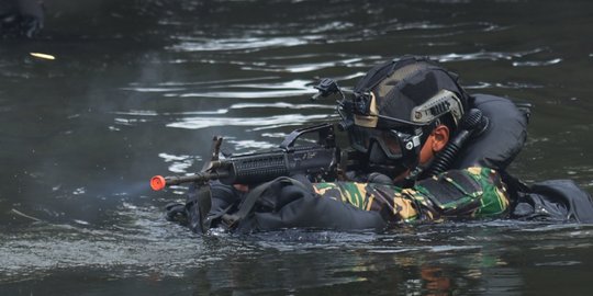 Cukup 3 Kopaska, 2 Kapal Perang Malaysia Langsung Angkat Kaki