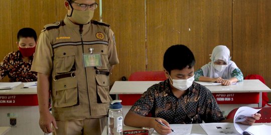 Antusiasme Siswa SD Ikuti KSN dengan Protokol Kesehatan