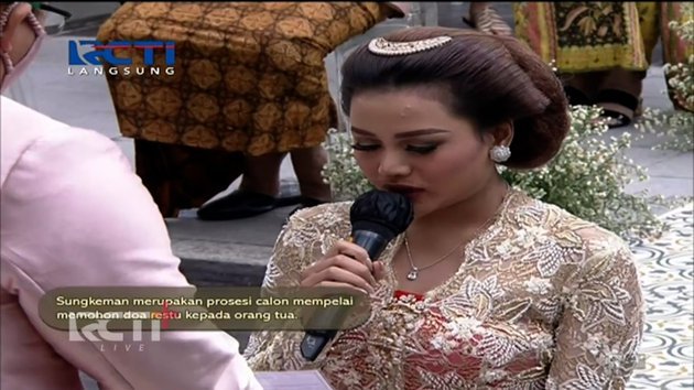 acara siraman aurel
