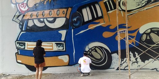 Karya Mural di Tembok Flyover Malang