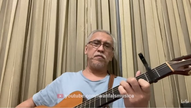 bicara soal cinta dan masa lalu iwan fals ungkap kenangan di balik lagunya ini