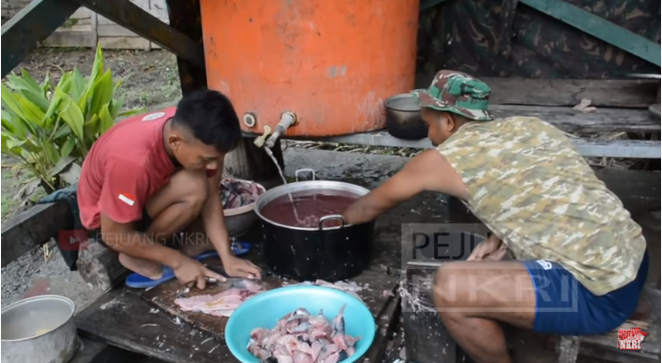 kehidupan prajurit tni bertugas di wilayah perbatasan