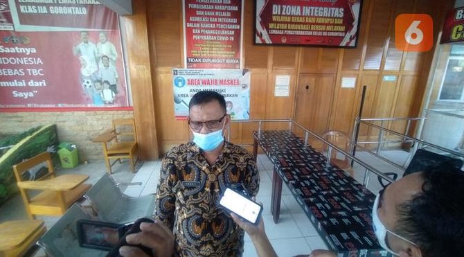 hidupi keluarga dari dalam lapas napi ini buka jasa cuci baju sesama tahanan