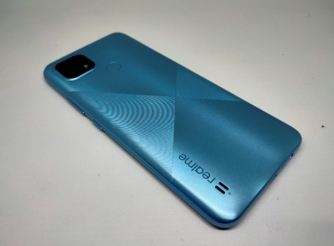 realme c21