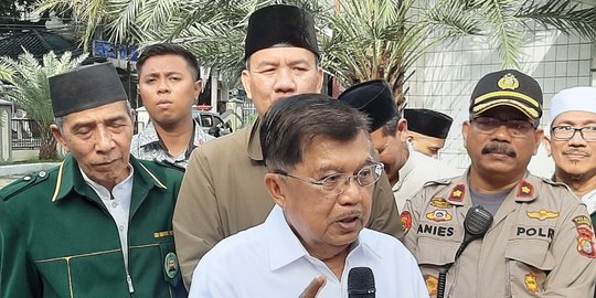 Jusuf Kalla: Masjid Tetap Buka Selama Ramadan dengan Protokol Kesehatan Ketat