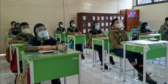 Jakarta Bersiap Membuka Sekolah, Sudah Aman?