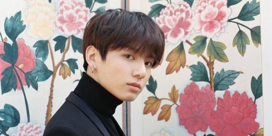 Uniknya Gaya Tidur Jungkook BTS dengan Melipat Kaki, Melihatnya Saja Sudah Pegal