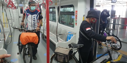 LRT Stasiun Velodrom-Pegangsaan Dua Kini Layani Pengguna Sepeda