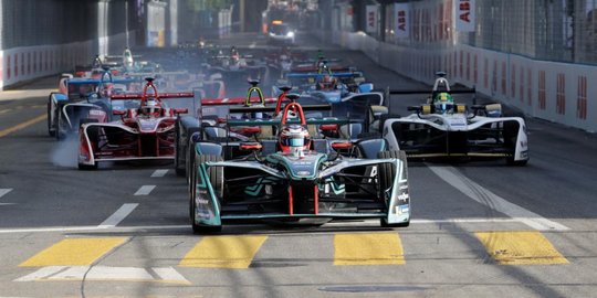 Jakpro: Formula E Ditunda, Commitment Fee Tidak Hangus