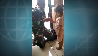 prajurit tni pulang kampung tak dikenali anak