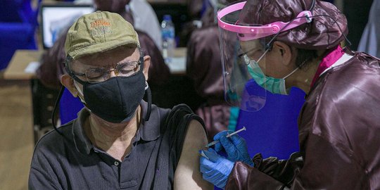 Ratusan Pegawai Lapas Bekasi Jalani Vaksinasi Covid-19