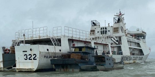 Bakamla Tangkap 3 Kapal Diduga Sedang Transfer BBM Ilegal di Kepulauan Riau
