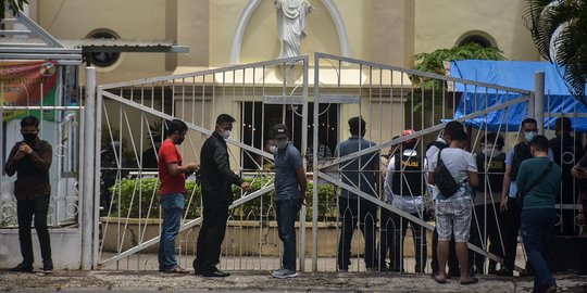 Selidiki Jaringan Teroris, Polisi Cek Kekuatan Bom di Katedral Makassar