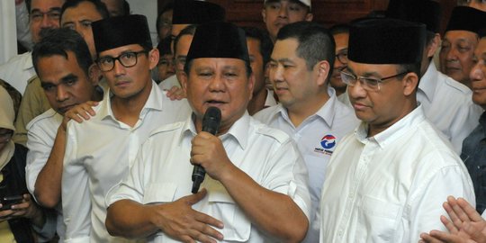 Survei Charta Politika: Prabowo, Ganjar, Anies Teratas, Risma Kalahkan AHY