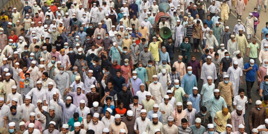 Kekerasan Demo Anti-Modi Meluas di Bangladesh, Massa Rusak Kuil Hindu dan Kereta Api