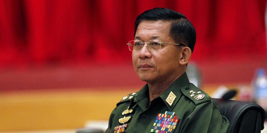 Jenderal Myanmar Gelar Makan Malam Mewah di Saat Tentaranya Bunuh 100 Demonstran