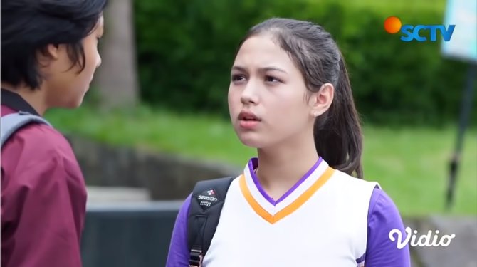 curi perhatian ini momen kiesha alvaro amp saskia chadwick bermain di dari jendela smp