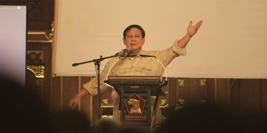 SMRC: 73,3% Masyarakat Mau Divaksinasi Kalau Lihat Prabowo juga Disuntik