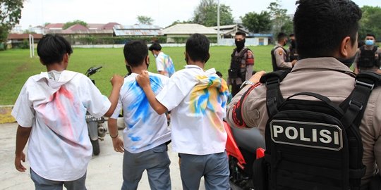 Corat-Coret Seragam Rayakan Kelulusan, Puluhan Pelajar SMK di Medan Diamankan Polisi