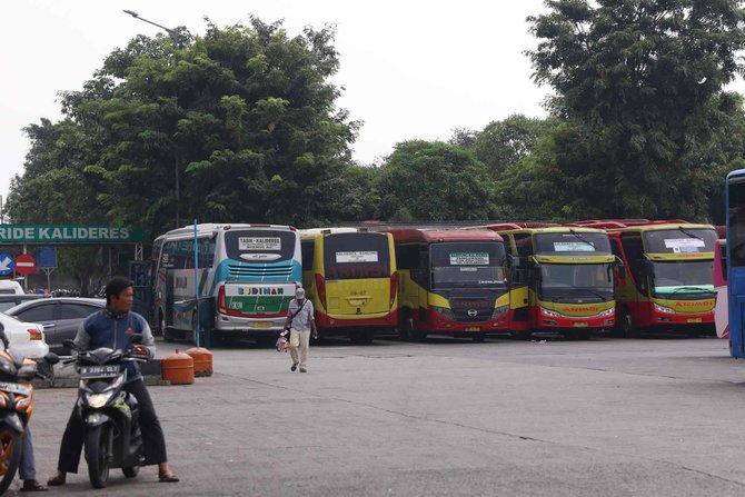 terminal bus kalideres