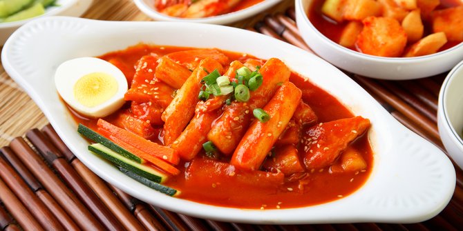 8 Resep Tteokbokki Ala Korea Camilan Lezat Dan Mudah Dibuat Halaman 2