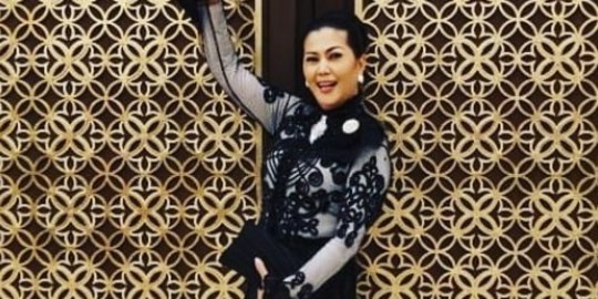 Jadi Pemeran Antagonis di Kisah Nyata Spesial, Intip Perjalanan Karier Helsi Herlinda