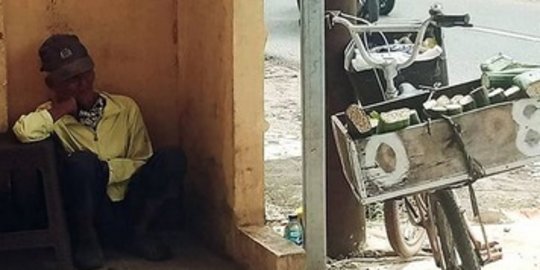 Belajar Ikhlas dari Kakek Penjual Tempe, Usai Ditipu Nolak Dibantu&Dibangunkan Rumah