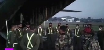momen pasukan yonif tengkorak menyerbu dari langit butuh nyali besar