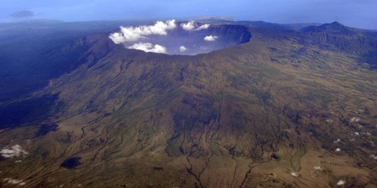 Wisata Pendakian Gunung Rinjani dan Tambora Kembali Dibuka