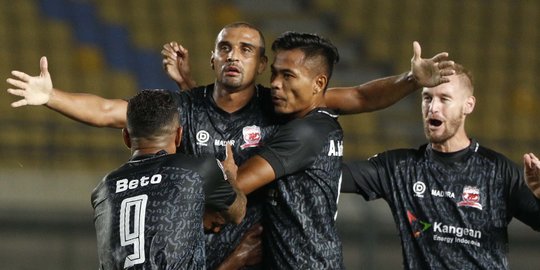 Madura United Ditahan Imbang Persela