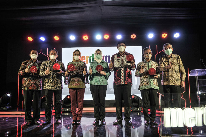 merdeka award daerah dengan program inspiratif bagi umkm