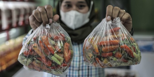 Pasokan Mulai Masuk Pasar Harga Cabai Rawit Turun Menjadi Rp 130 000 Per Kg Merdeka 