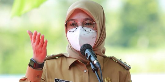 Bupati Banyuwangi: Libatkan Perempuan Lawan Terorisme