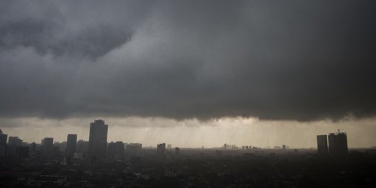 2 Bibit Siklon Tropis Terdeteksi, BMKG Imbau Masyarakat Waspada Cuaca Ekstrem