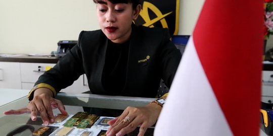 Harga Emas Masih Bertahan di Rp 922.000 per Gram