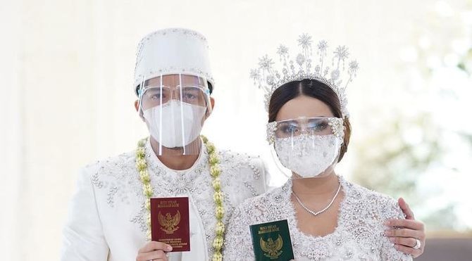 rencana bulan madu atta dan aurel