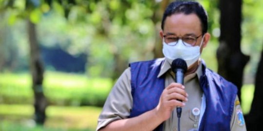 Anies: Guru Harus Sudah Vaksinasi Covid-19 Sebelum Uji Coba Sekolah Tatap Muka