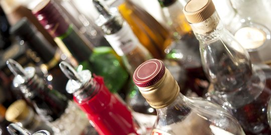 Ketua Baleg Nilai Perlu Aturan Setingkat UU Atur Peredaran Minuman Beralkohol