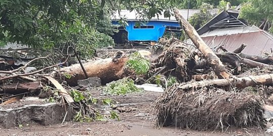 Mensos: 86 Orang Meninggal Akibat Banjir Bandang di NTT