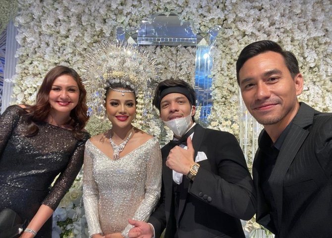 tampil serasi ini 5 potret pasangan artis di pernikahan atta dan aurel