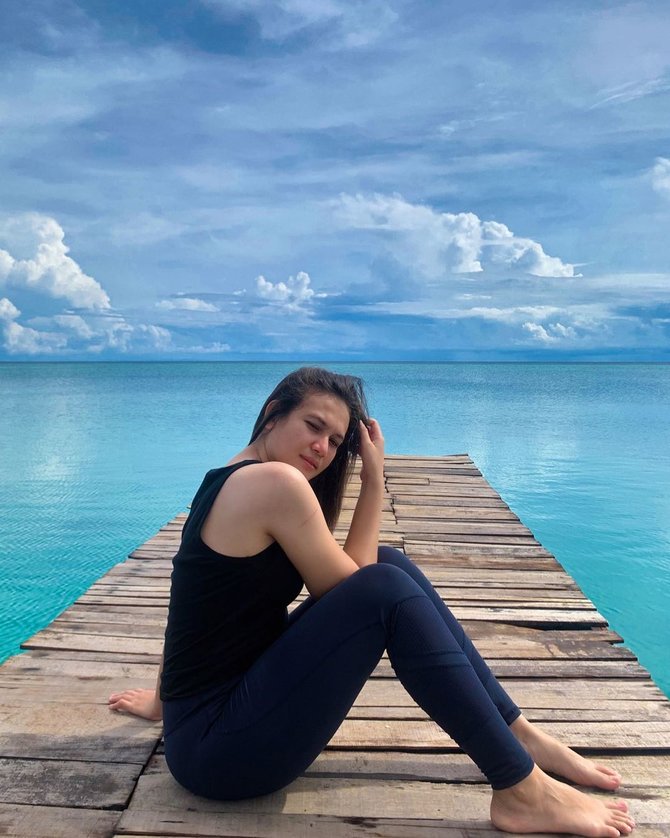 potret terbaru tiara tarumaselly