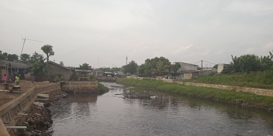 Sungai Cirarab Berwarna Hitam dan Bau, Pemkab Tangerang Sebut Hulunya di Bogor